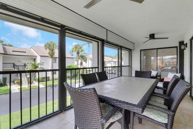 1102 Wingfoot Drive C, Jupiter, FL 33458
