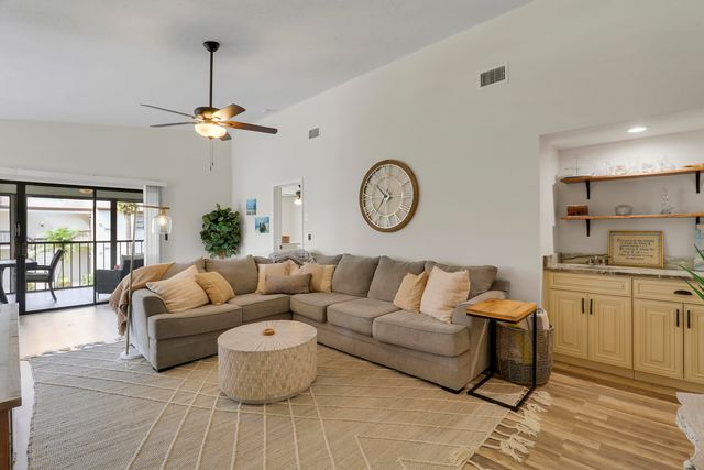 1102 Wingfoot Drive C, Jupiter, FL 33458