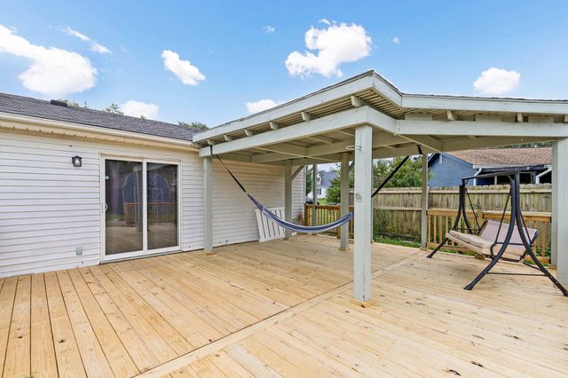 1301 Saffron Place, Galloway, OH 43119
