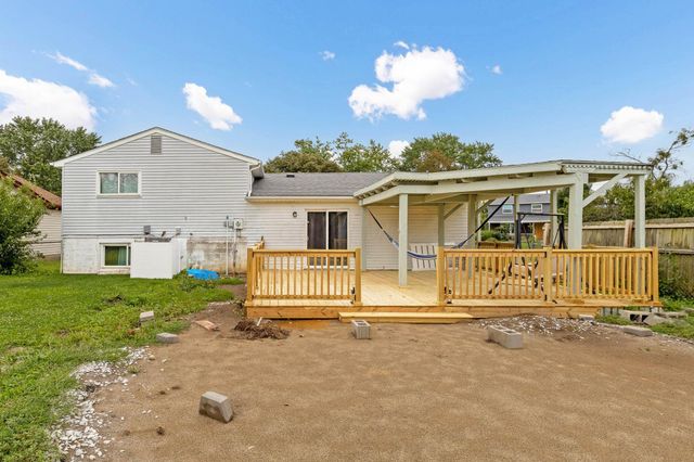 1301 Saffron Place, Galloway, OH 43119