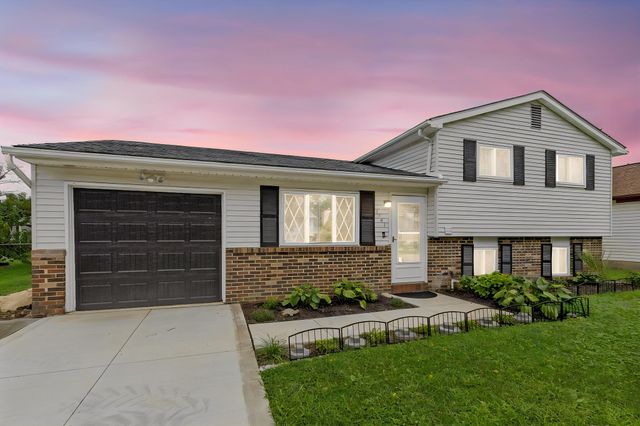 1301 Saffron Place, Galloway, OH 43119