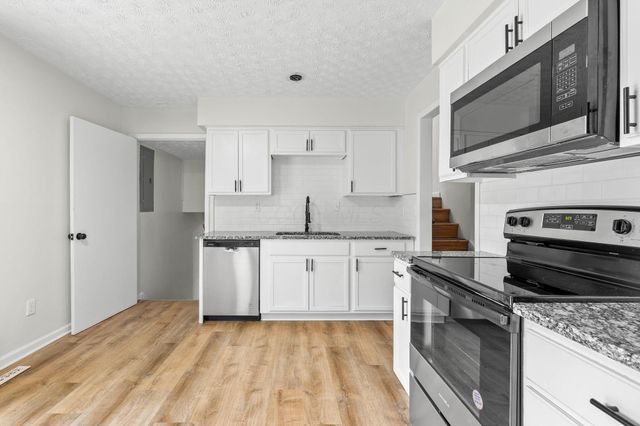 1301 Saffron Place, Galloway, OH 43119