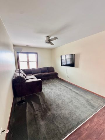 6416 S Central Avenue 2F, Chicago, IL 60638