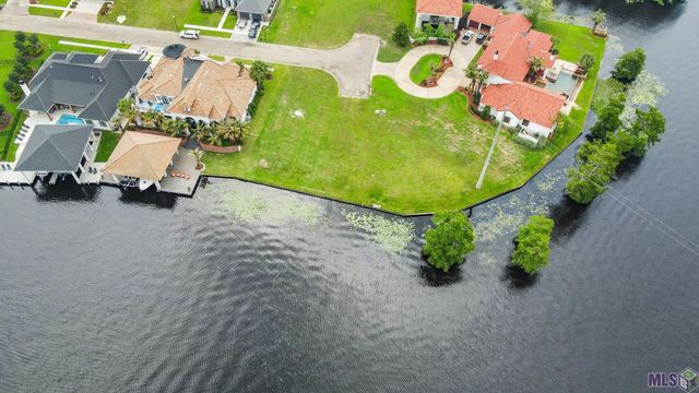 21441 Blue Marlin Dr, Livingston, LA 70462