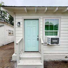 7427 Avenue I D, Houston, TX 77011