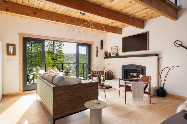 27522 Cedarwood, Lake Arrowhead, CA 92352