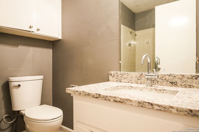 209 ROYAL DR, Converse, TX 78109