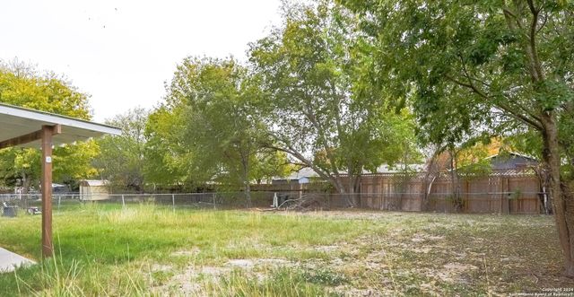 209 ROYAL DR, Converse, TX 78109