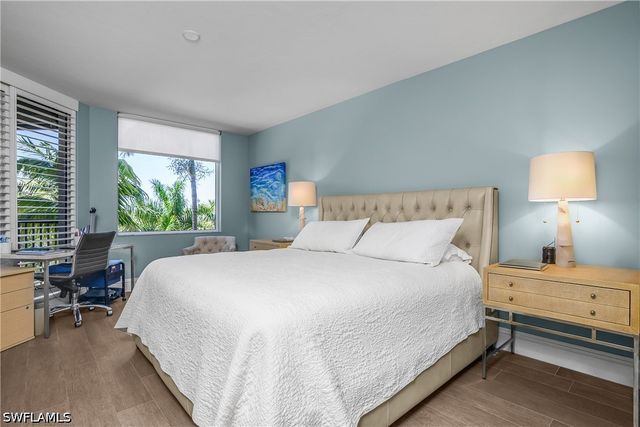 7225 Pelican Bay BLVD 302, Naples, FL 34108