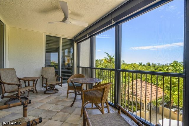 7225 Pelican Bay BLVD 302, Naples, FL 34108