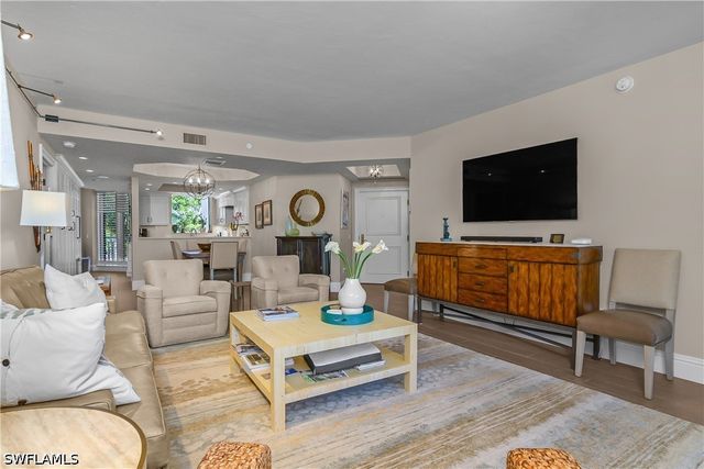 7225 Pelican Bay BLVD 302, Naples, FL 34108