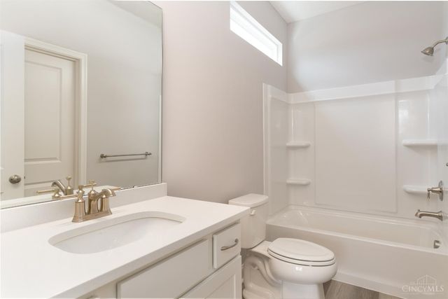 2465 Bartram Lane, Harrison, OH 45030