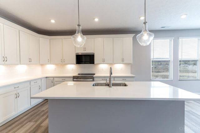 2465 Bartram Lane, Harrison, OH 45030