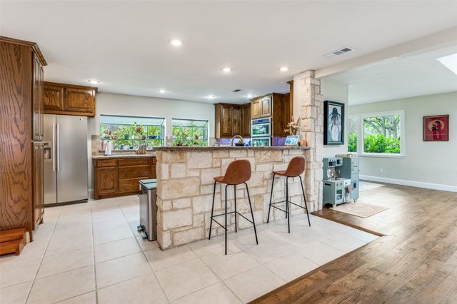 1602 Glen Valley Drive, Irving, TX 75061