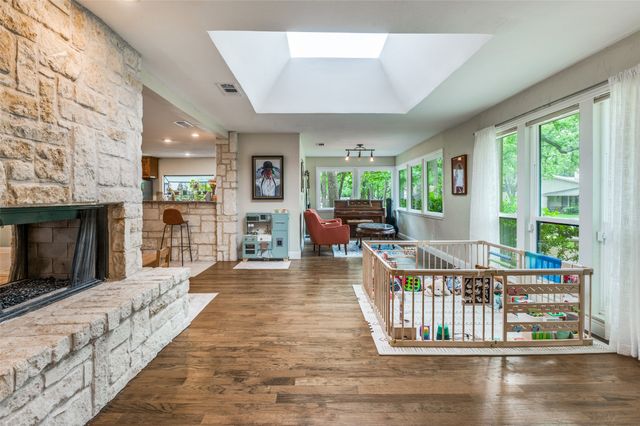 1602 Glen Valley Drive, Irving, TX 75061