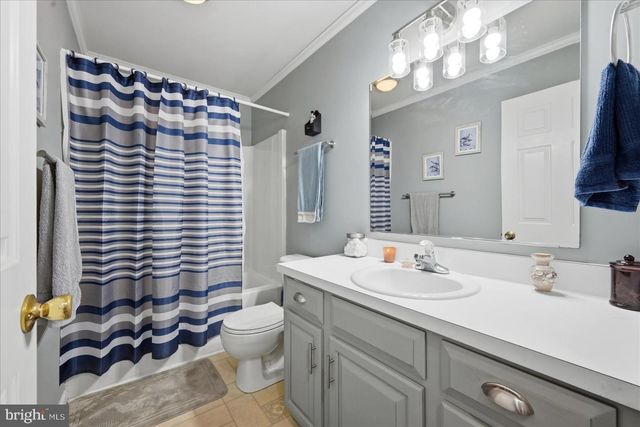 18438 BEAZLEY LN, Milford, VA 22514