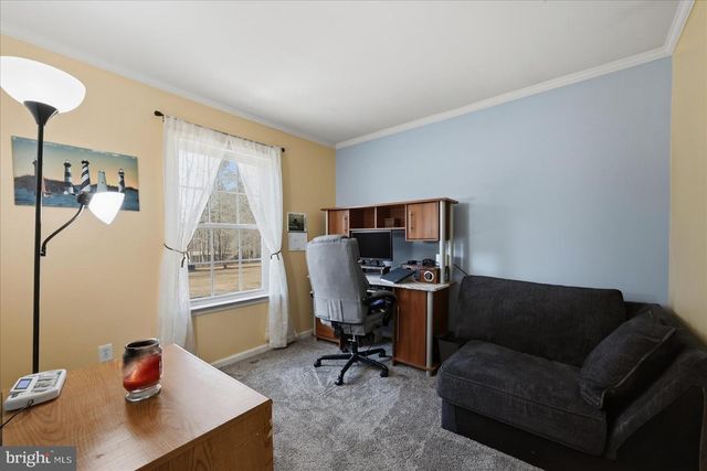 18438 BEAZLEY LN, Milford, VA 22514