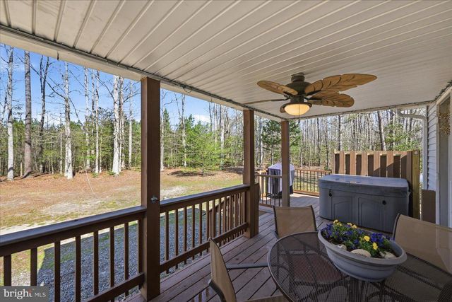 18438 BEAZLEY LN, Milford, VA 22514