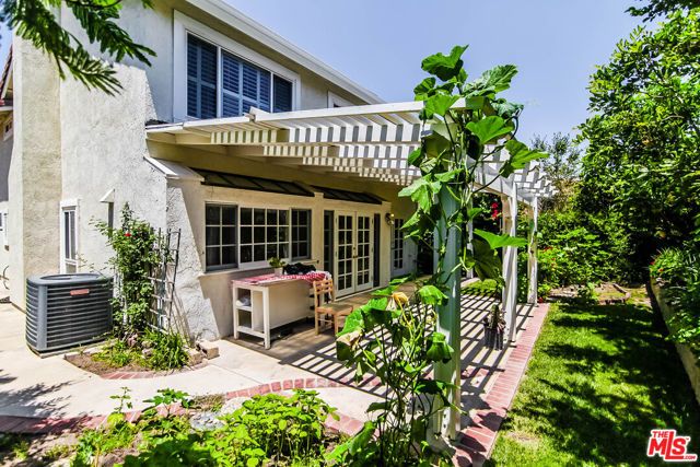 19550 Turtle Springs Way, Los Angeles, CA 91326