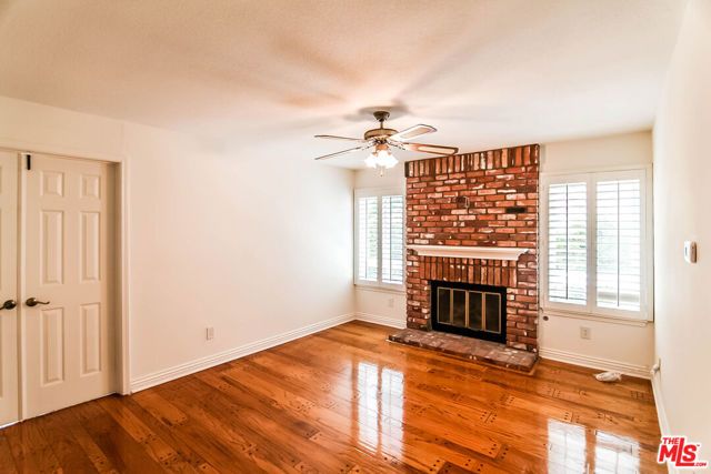 19550 Turtle Springs Way, Los Angeles, CA 91326
