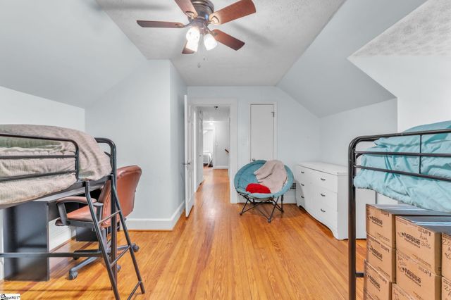 206 W Farley Avenue, Laurens, SC 29360