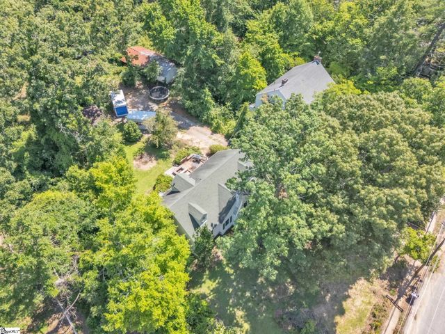206 W Farley Avenue, Laurens, SC 29360