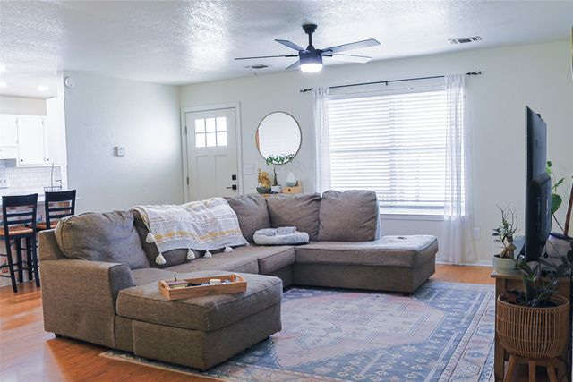 4051 Country Meadows Circle, Granbury, TX 76049