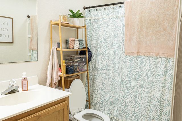 4051 Country Meadows Circle, Granbury, TX 76049