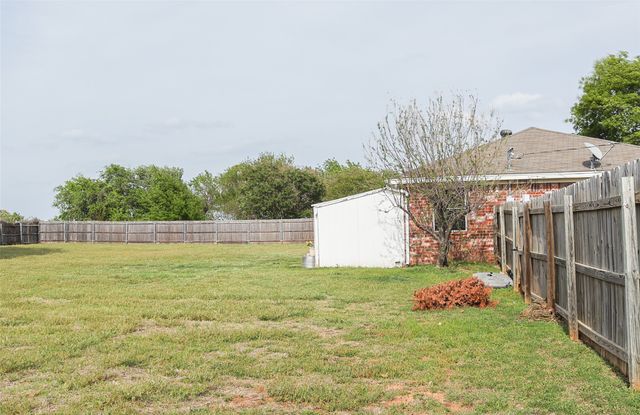 4051 Country Meadows Circle, Granbury, TX 76049
