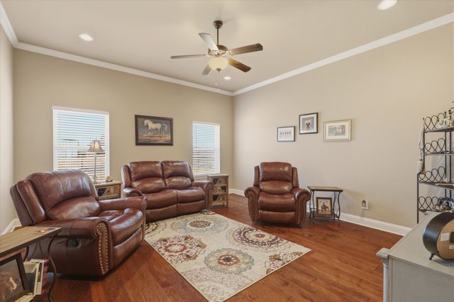 453 Kincannon Lane, Rhome, TX 76078