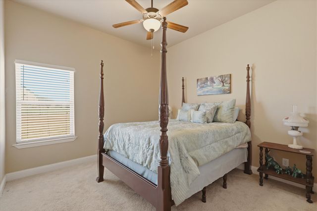 453 Kincannon Lane, Rhome, TX 76078