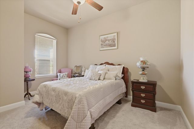 453 Kincannon Lane, Rhome, TX 76078