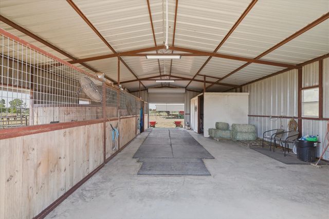 453 Kincannon Lane, Rhome, TX 76078