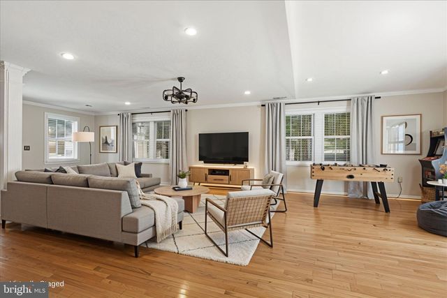 4003 KLOMAN ST, Annandale, VA 22003