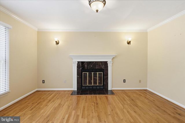 4003 KLOMAN ST, Annandale, VA 22003
