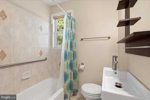 4003 KLOMAN ST, Annandale, VA 22003
