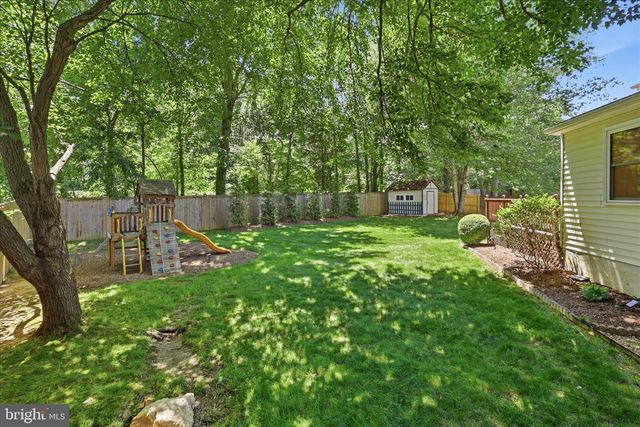 4003 KLOMAN ST, Annandale, VA 22003