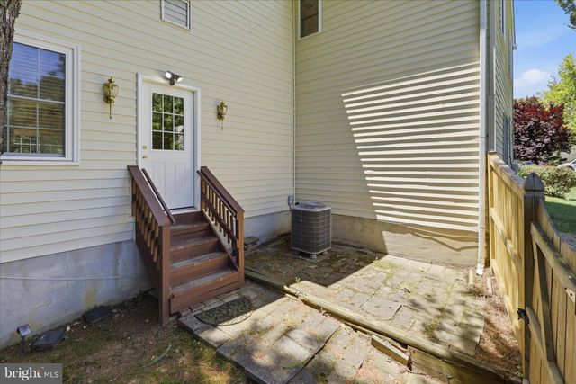 4003 KLOMAN ST, Annandale, VA 22003