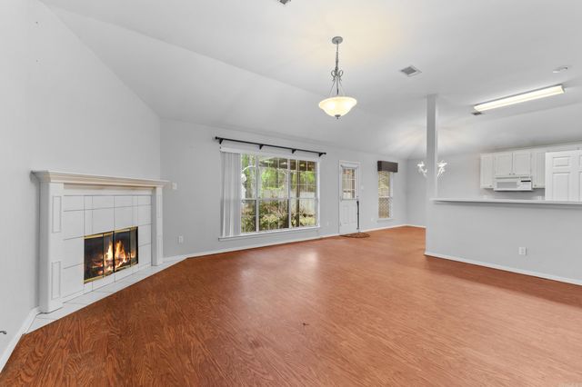 2525 Peabody Drive, Conway, AR 72032