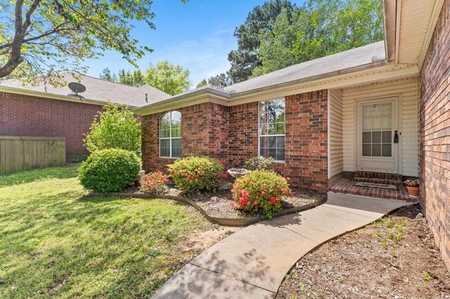 2525 Peabody Drive, Conway, AR 72032