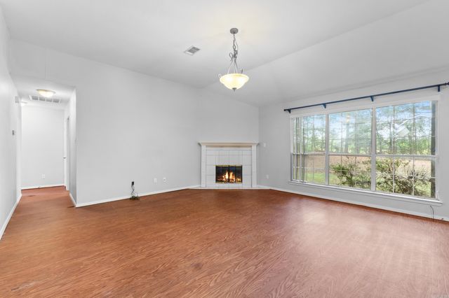 2525 Peabody Drive, Conway, AR 72032