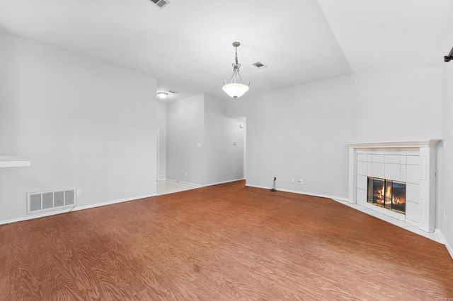 2525 Peabody Drive, Conway, AR 72032