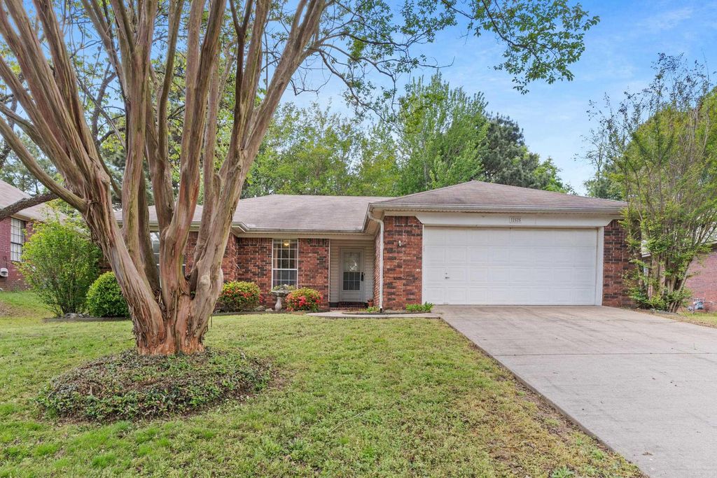 2525 Peabody Drive, Conway, AR 72032