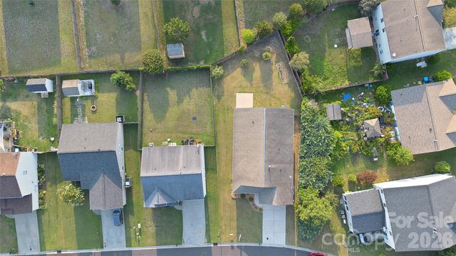 1843 Rustic Barn Drive, Huntersville, NC 28078