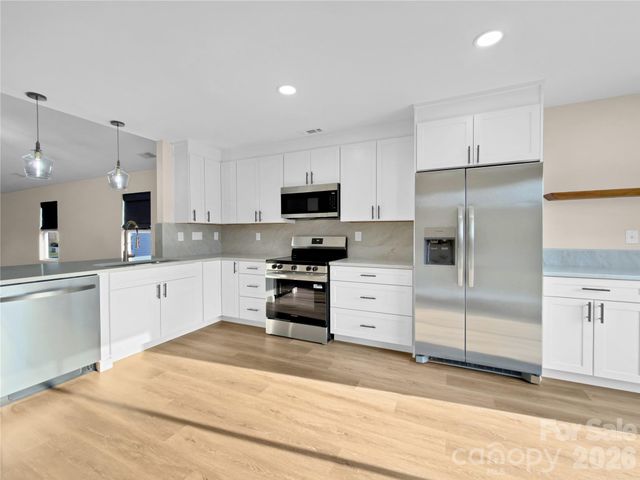1843 Rustic Barn Drive, Huntersville, NC 28078
