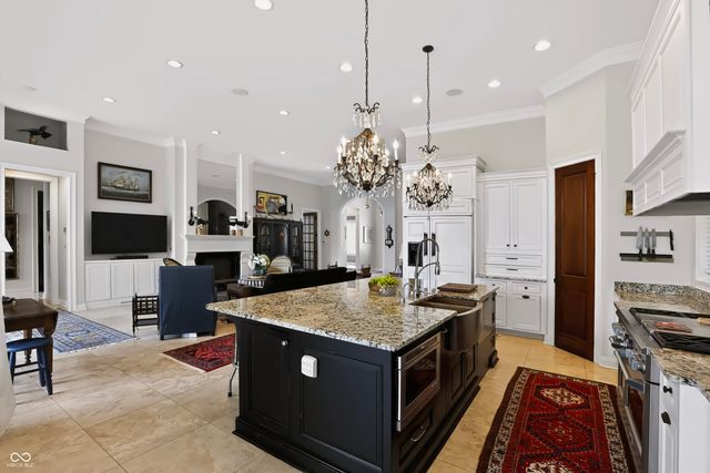 15153 Kampen Circle, Carmel, IN 46033