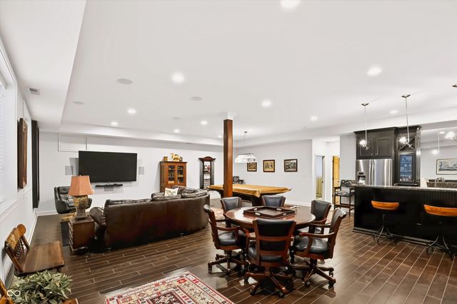 15153 Kampen Circle, Carmel, IN 46033