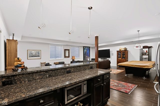 15153 Kampen Circle, Carmel, IN 46033