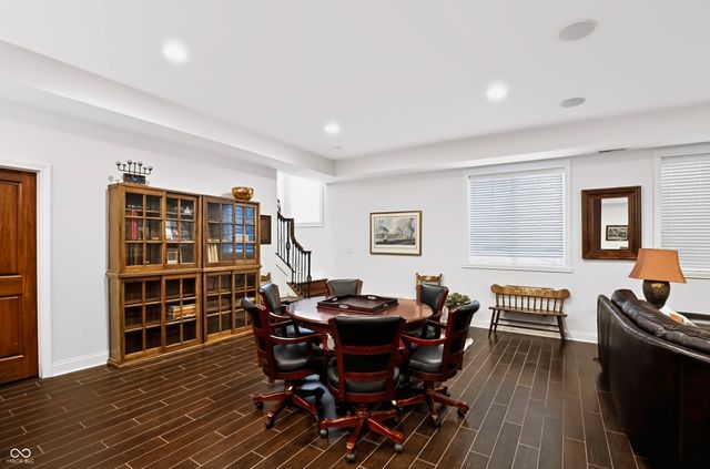15153 Kampen Circle, Carmel, IN 46033
