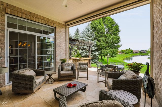 15153 Kampen Circle, Carmel, IN 46033